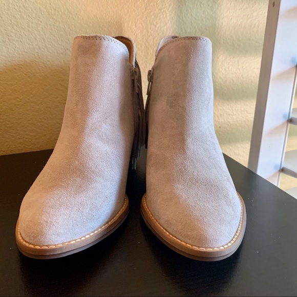• [Lucky Brand] Suede Fringe Booties • - Picture 9 of 15